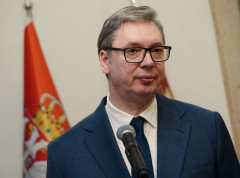 Vučić posetio Dačića u bolnici