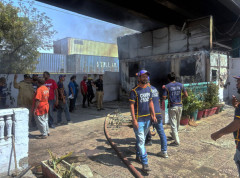 Demonstranti upali u američki konzulat u Karačiju, najmanje šest žrtava