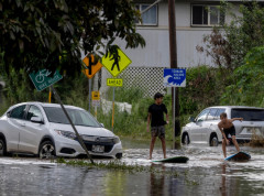 Grad i okrug Honolulu ukinuli naredbe za evakuaciju stanovnika severne obale