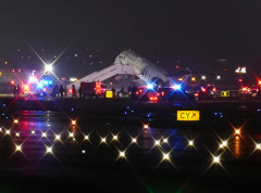 Najmanje dve žrtve u sudaru aviona i vozila hitne pomoć na aerodromu
