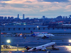 Dva pilota poginula u sudaru aviona i vatrogasnog vozila na aerodromu La Guardija