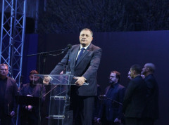 Srbiji agresijom NATO učinjena istorijska nepravda, tukli su nas bezdušno