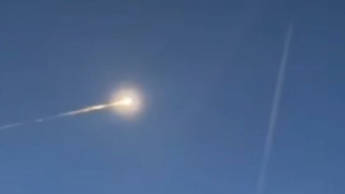 „Vatrena kugla“ iz svemira zasula grad meteoritima (VIDEO)
