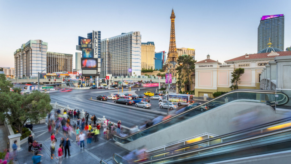 Kako pronaći povoljne avio karte za Pariz