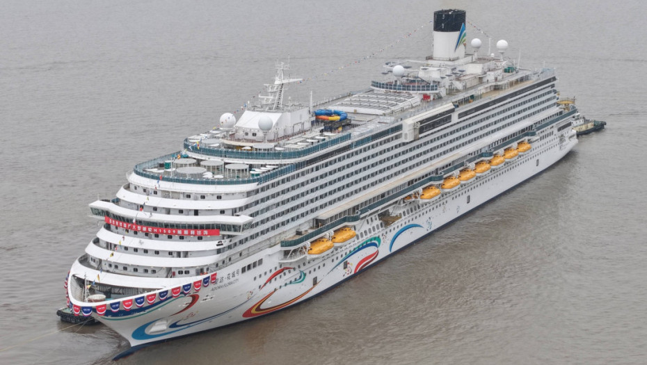 Kineski kruzer napravljen za devet meseci, prima 5.200 ljudi