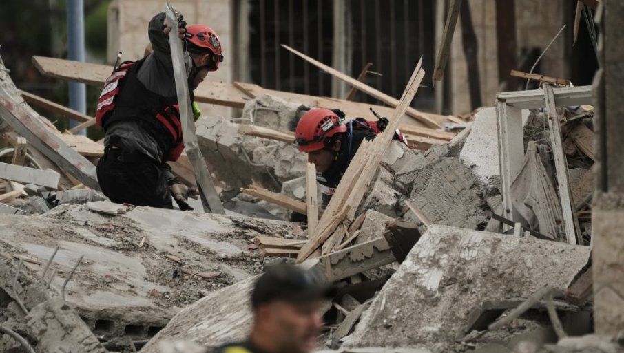 JEZIVO! Poginulo 20 odbojkašica kada su Ameri bacili bombe na Iran