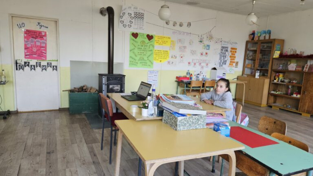 U maloj seoskoj školi nastavu pohađa samo jedna učenica