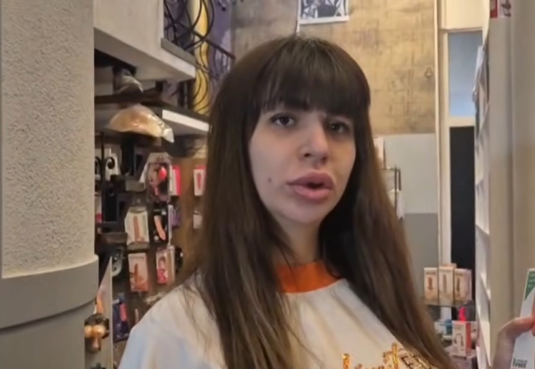 Marija i Miljana Kulić u se*si-šopu!