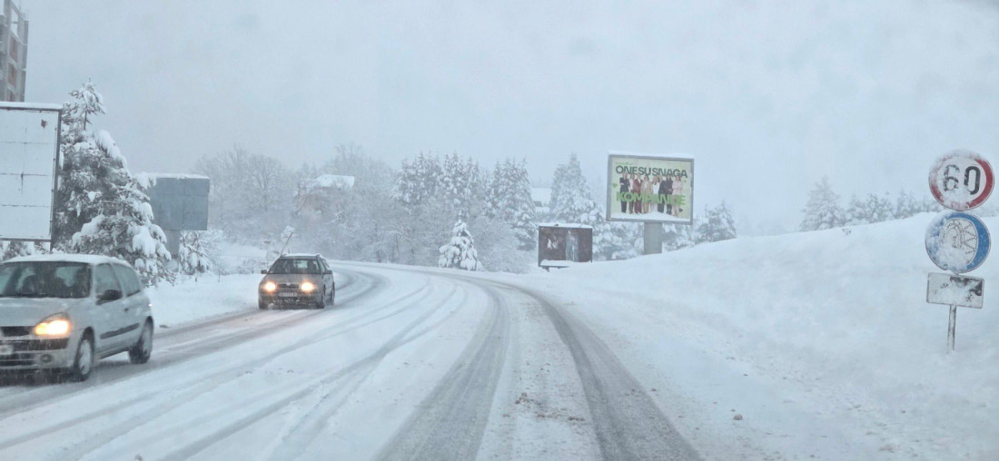 Palo više od 20 cm snega u Zlatiborskom okrugu