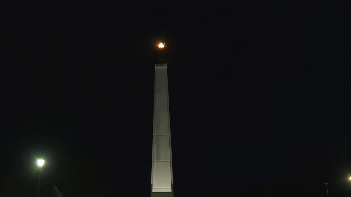 Upaljena „Večna vatra“ na Ušću povodom obeležavanja godišnjice NATO bombardovanja