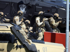 Centralna svečanost u Zalužanima: Policija čvrst oslonac u vreme bezbednosnih izazova