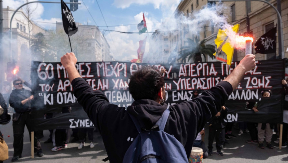 Protest vegana protiv klanja jagnjadi u Atini