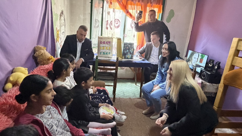 Ministarka Žarić Kovačević posetila samohranu majku