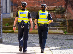 Nakon policijske potere za navodno ukradenim autom u Londonu povređeno devet osoba