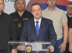 Policija nikoga nije napala već reagovala, proces identifikacije je u toku