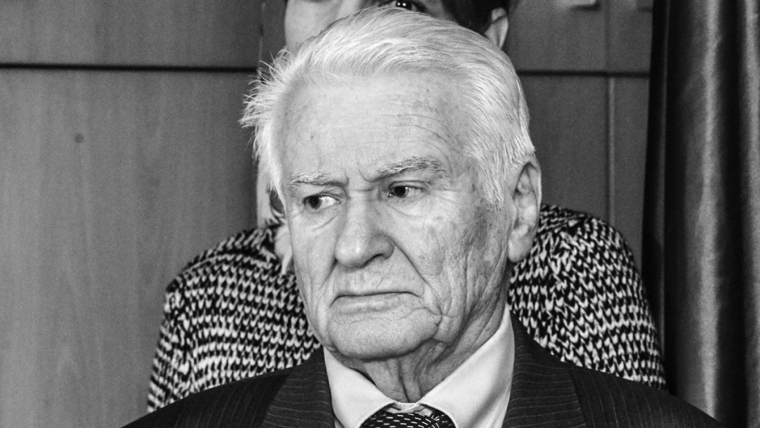 Ko je bio Dragoljub Mićunović?