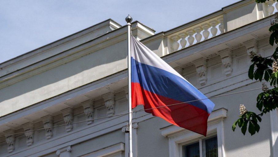 Globalno slabljenje dolara i jačanje rublje podrivaju poverenje u američku valutu