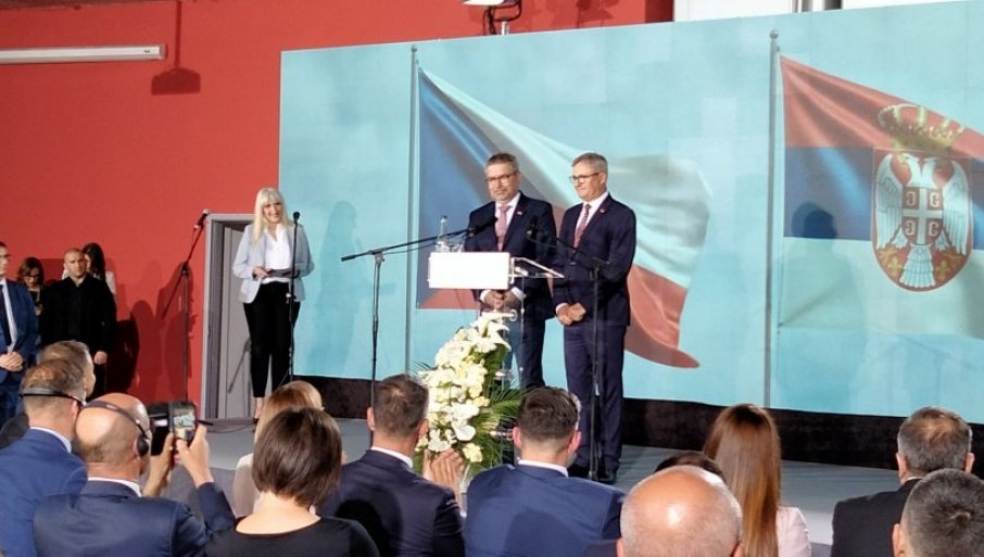 NAJVEĆA SMOTRA AGRARA U JUGOISTOČNOJ EVROPI: Večeras u Novom Sadu svečano otvoren 93. Međunarodni poljoprivredni sajam