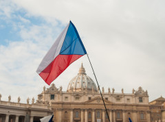 Više hiljada na protestu u Pragu zbog reforme finansiranja javnog servisa