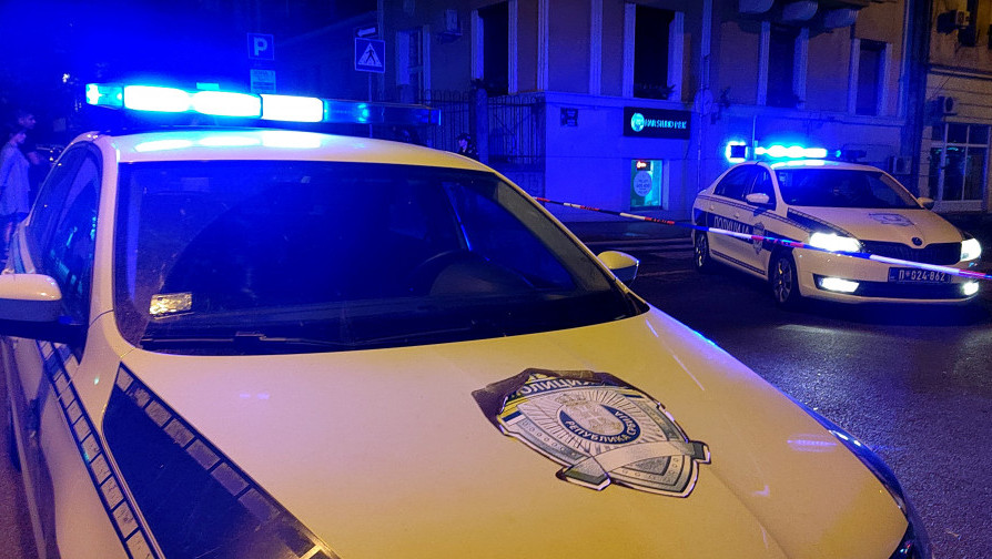 Izbodena devojka kod Vukovog spomenika