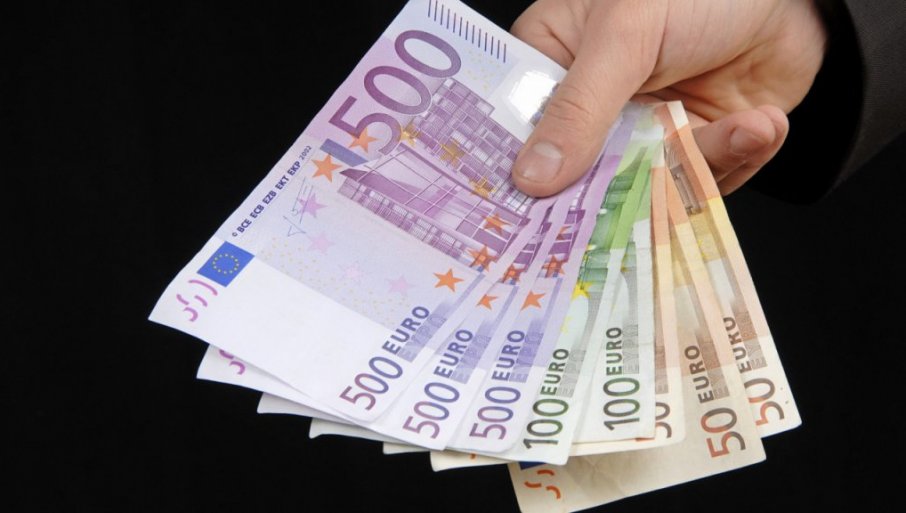 RZS objavio gde su najveće plate u Srbiji i koja zanimanja su trenutno najplaćenija