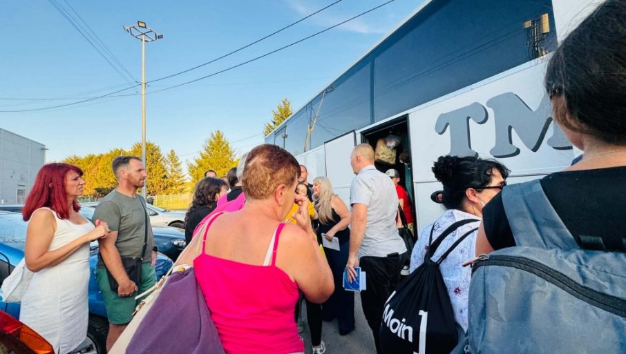 Lekarski tim danas se vraća iz Crne Gore sa sedmoro povređenih; Danilo (8) i dalje kritično