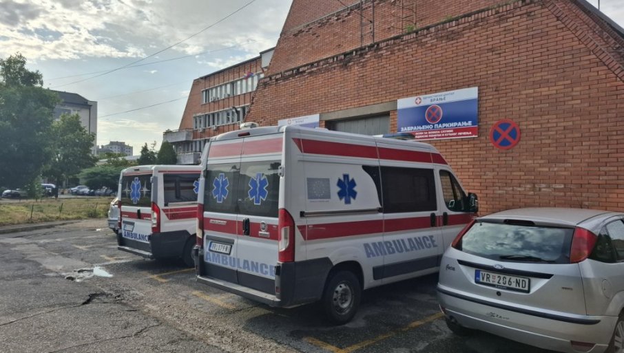 Vozaču saniteta povređenom u Grdelici se bore za život, uhapšen kamiondžija