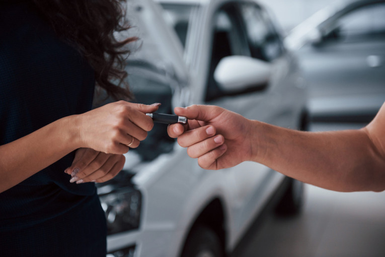 Prodavci tvrde da su iskreni, kupci im ne veruju: Veliko istraživanje otkrilo problem tržišta automobila