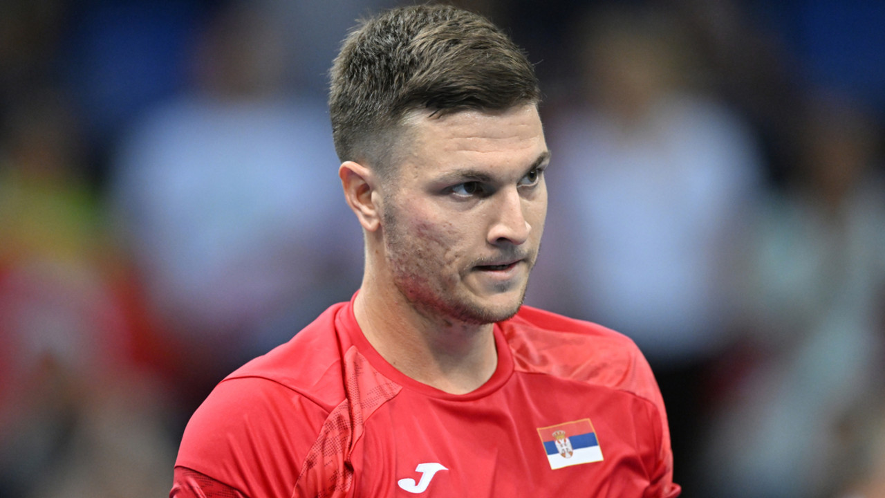 Kecmanović posle preokreta poražen od Serundola u osmini finala turnira u Gštadu