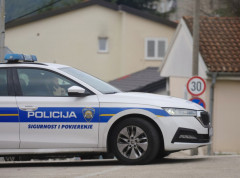 Otac ubio dvoje dece, zapalio kući pa izvršio samoubistvo