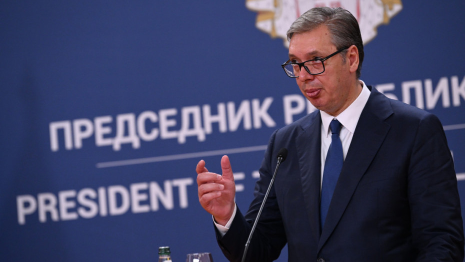Vučić i kineski ambasador Li Ming obilaze radove na Ekspu