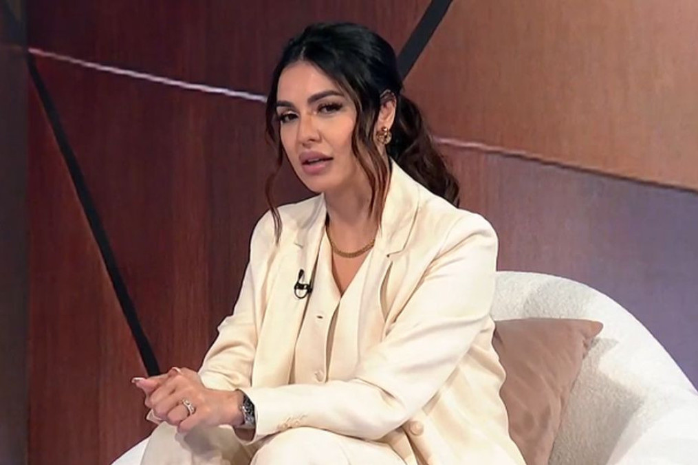Tanja Savić hitno prekinula nastup, bina počela da se urušava: Nastao haos!