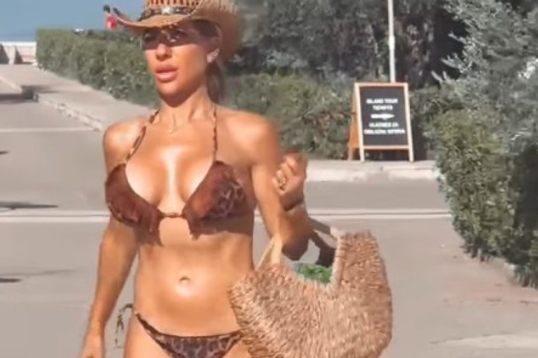 Jovana Jeremić u kupaćem pokazala silikone, Tigar se odmah oglasio: „S*ks-bomba, samo moja“
